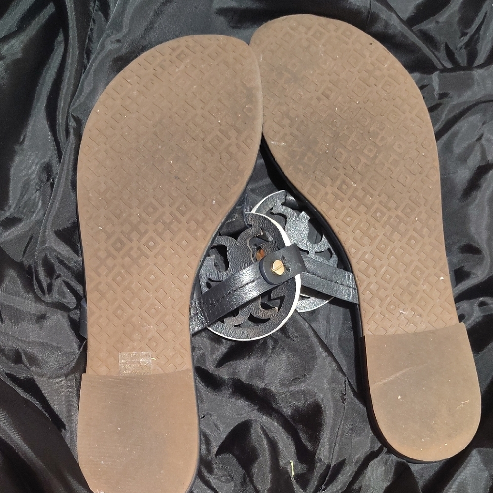 Tory Burch Navy Blue and White Thong Sandals - Picture 2 of 2